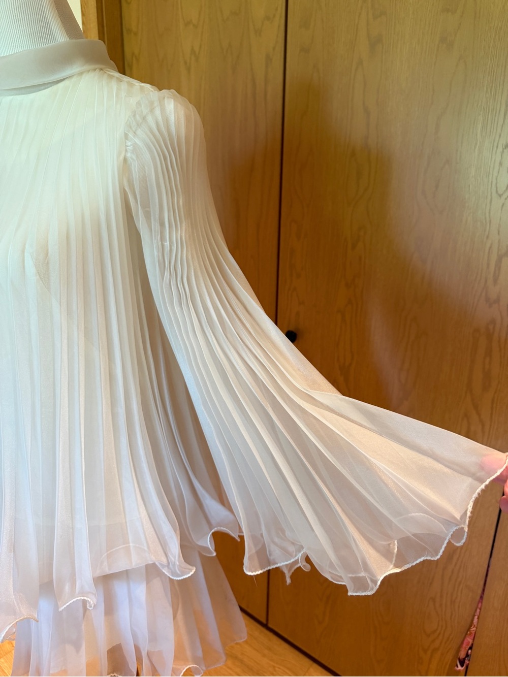 Rare Vintage Ivory Pleated Chiffon cream colored mini dress size 4 (approx) - Picture 3 of 10